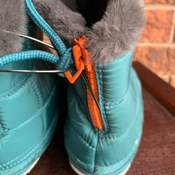 NWT Toms Stellar Blue Quilted Women’s Inez Winter Boots 🥾 Size 6 - Picture 8 of 14